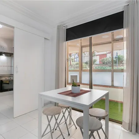 El Tute Appartement *